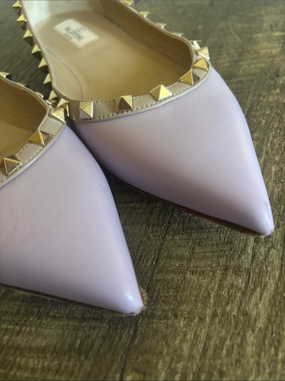 Valentino Garavani Rockstud Ballet Flats in lavender leather colorway - Picture 8 of 17